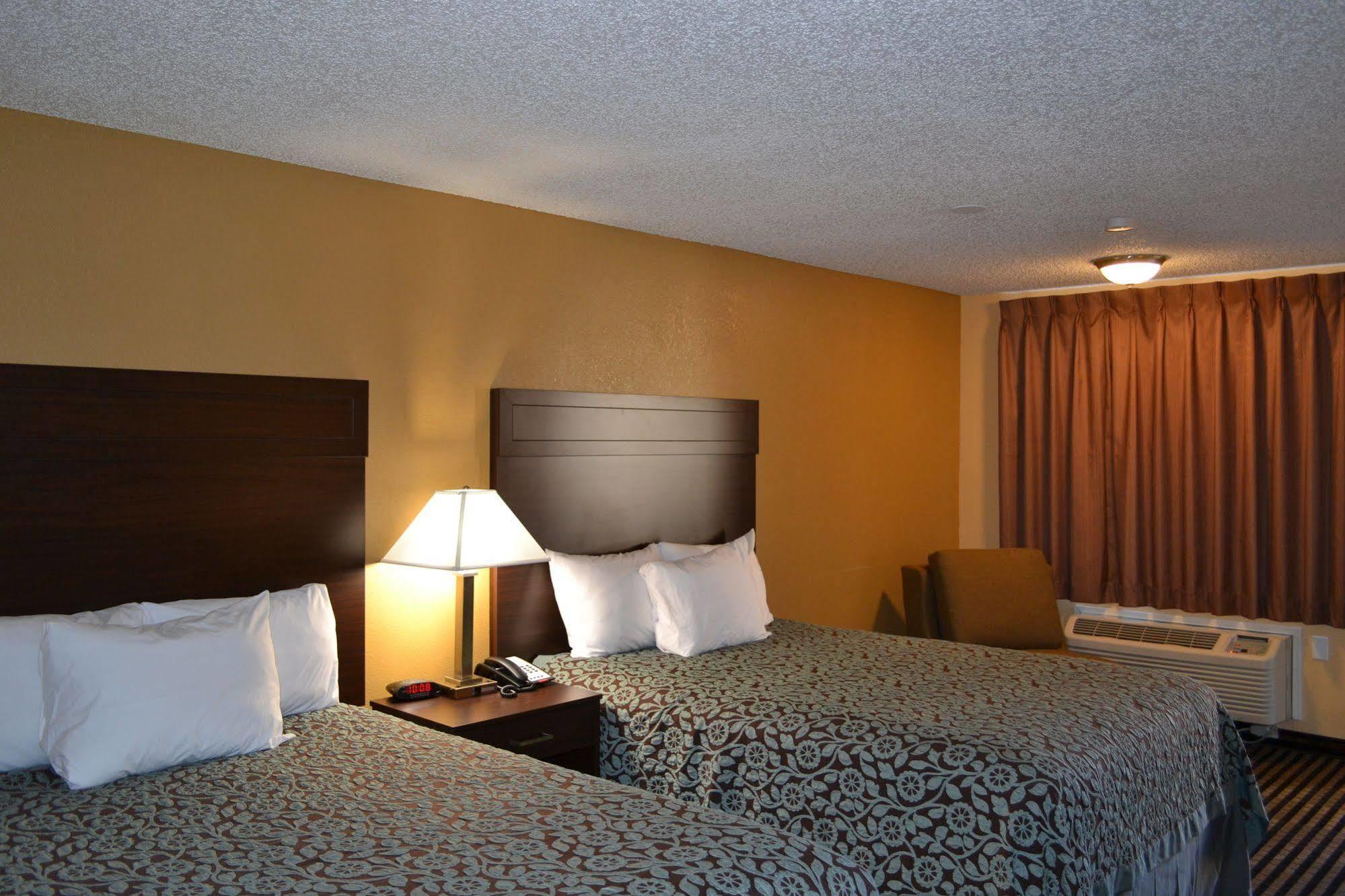 Days Inn Спокен Екстер'єр фото